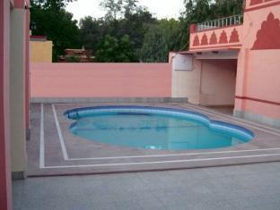 Hôtel Padmini Niwas à Bikaner Extérieur photo